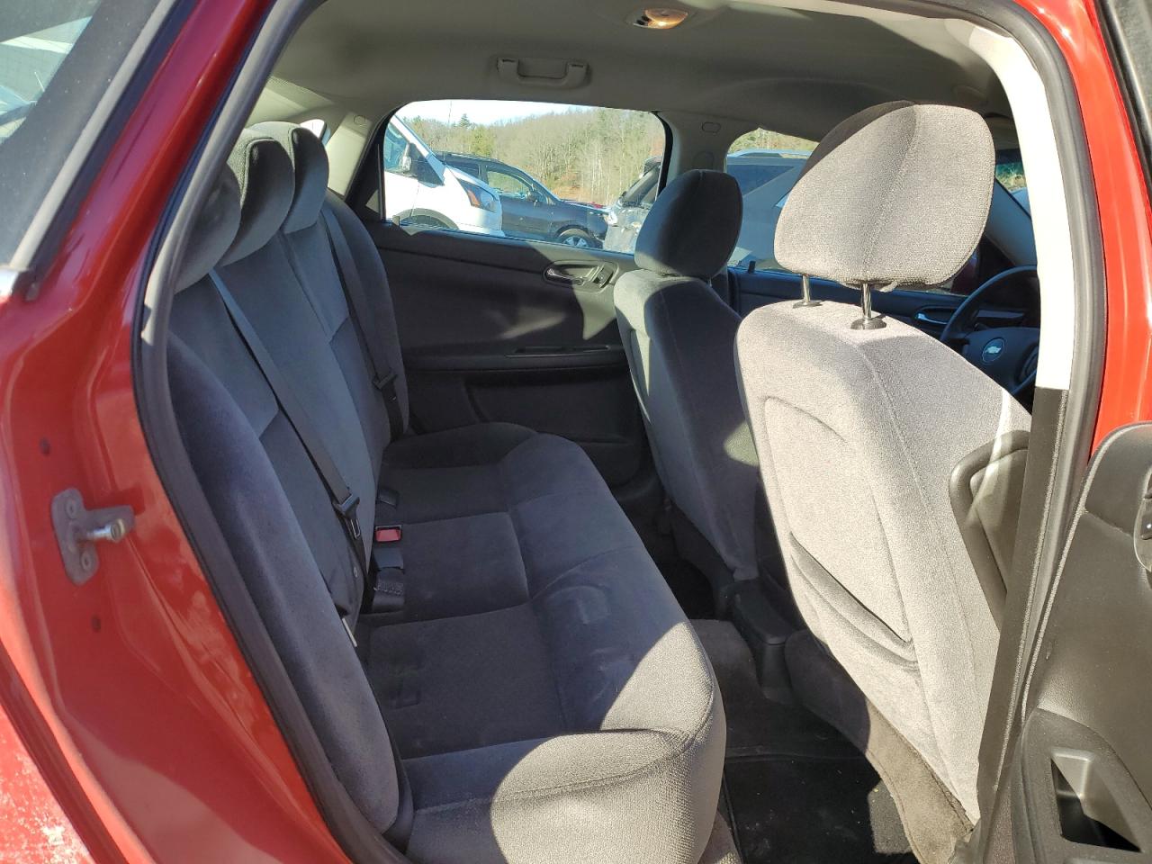 2009 Chevrolet Impala - Image 10