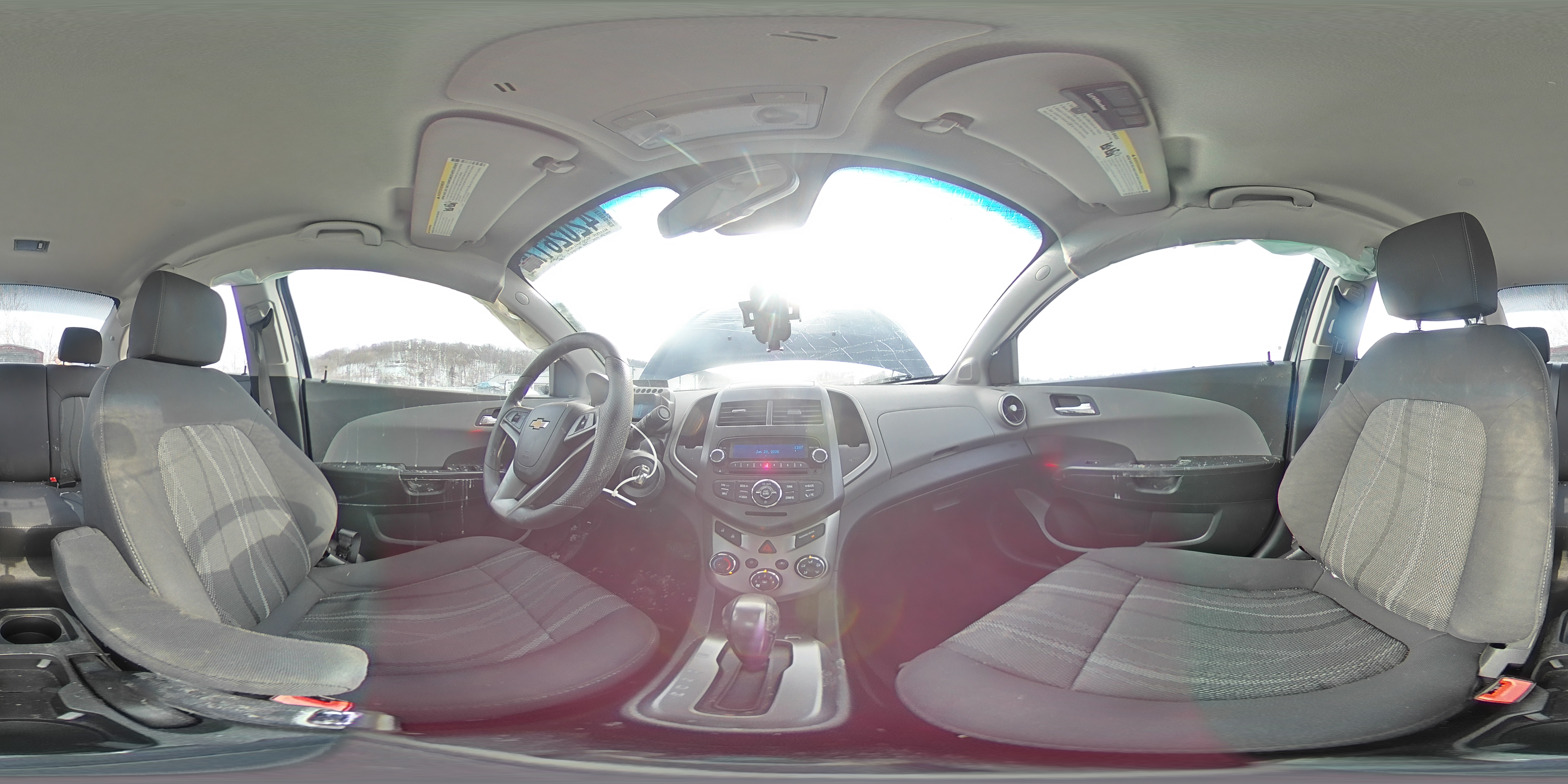 2013 Chevrolet Sonic - Image 12