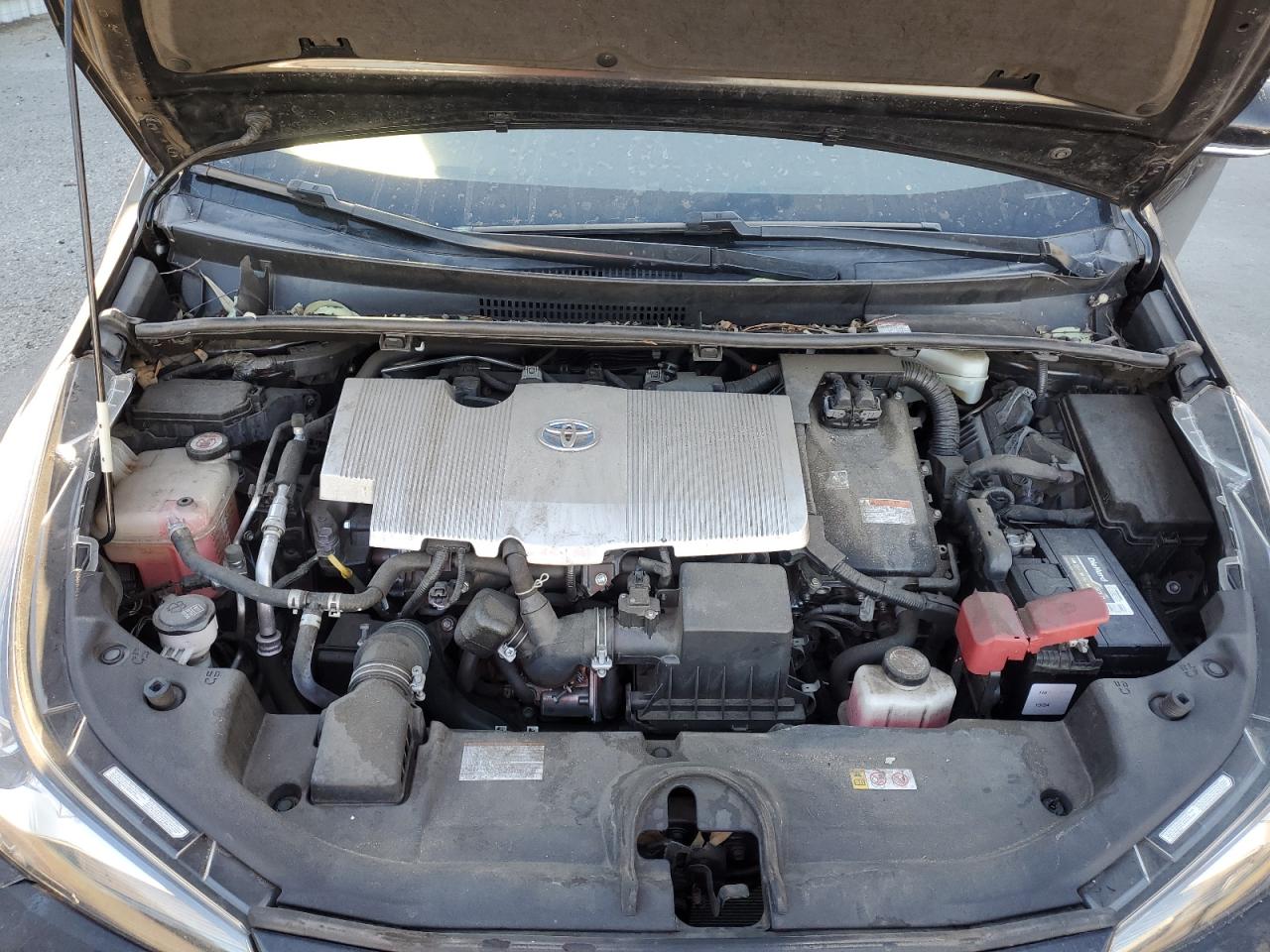 2019 Toyota Prius - Image 11