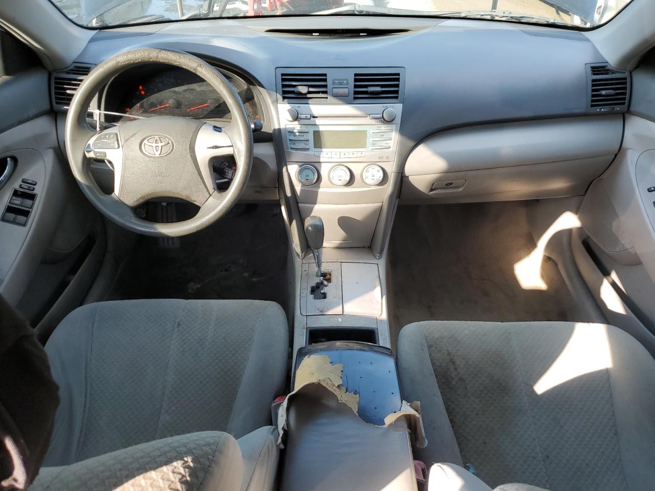 2009 Toyota Camry - Image 8
