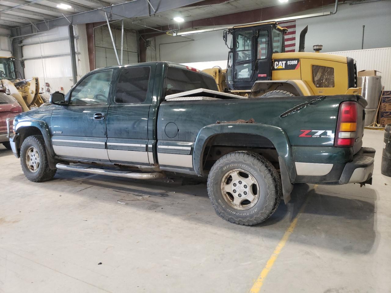 2002 Chevrolet Silverado - Image 2