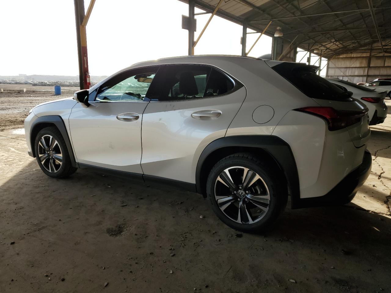 VIN JTHY3JBH6K2002876 2019 LEXUS UX 200 no.2