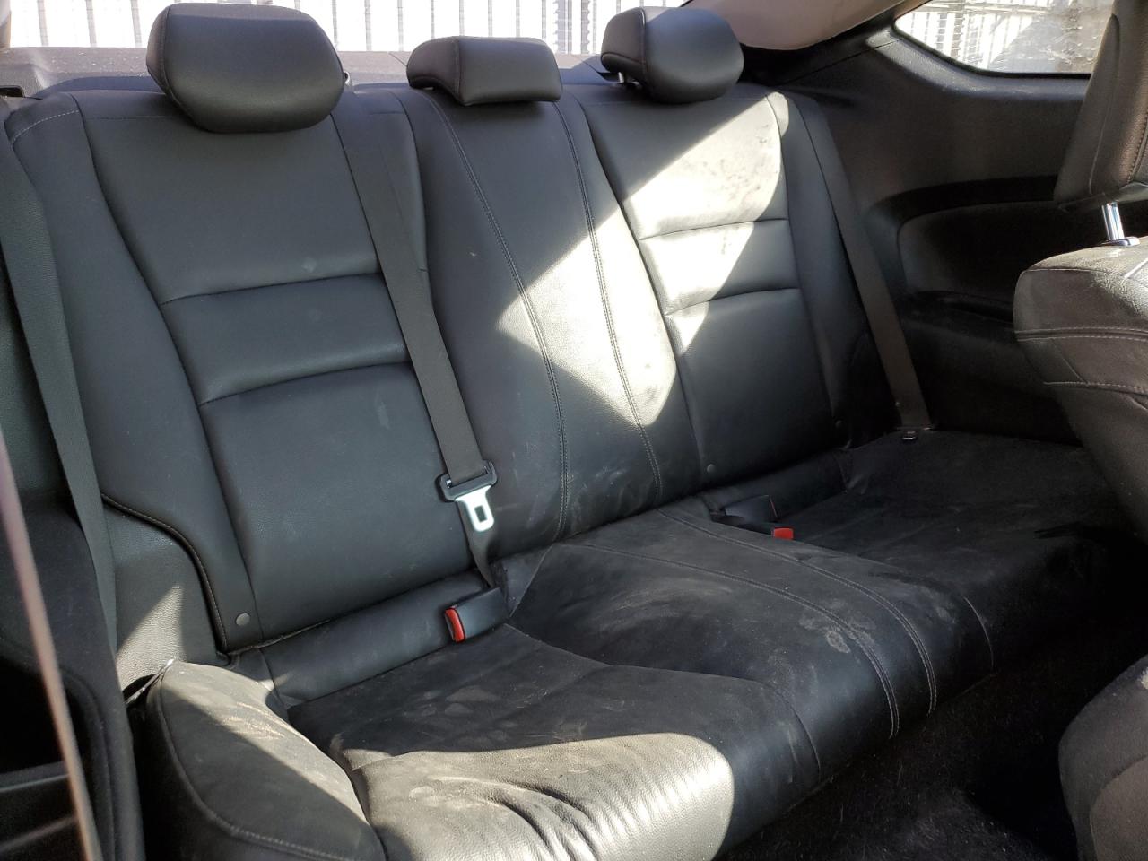 2013 Honda Accord - Image 11