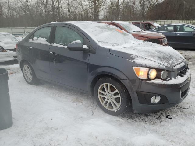 Седани CHEVROLET SONIC 2012 Сріблястий