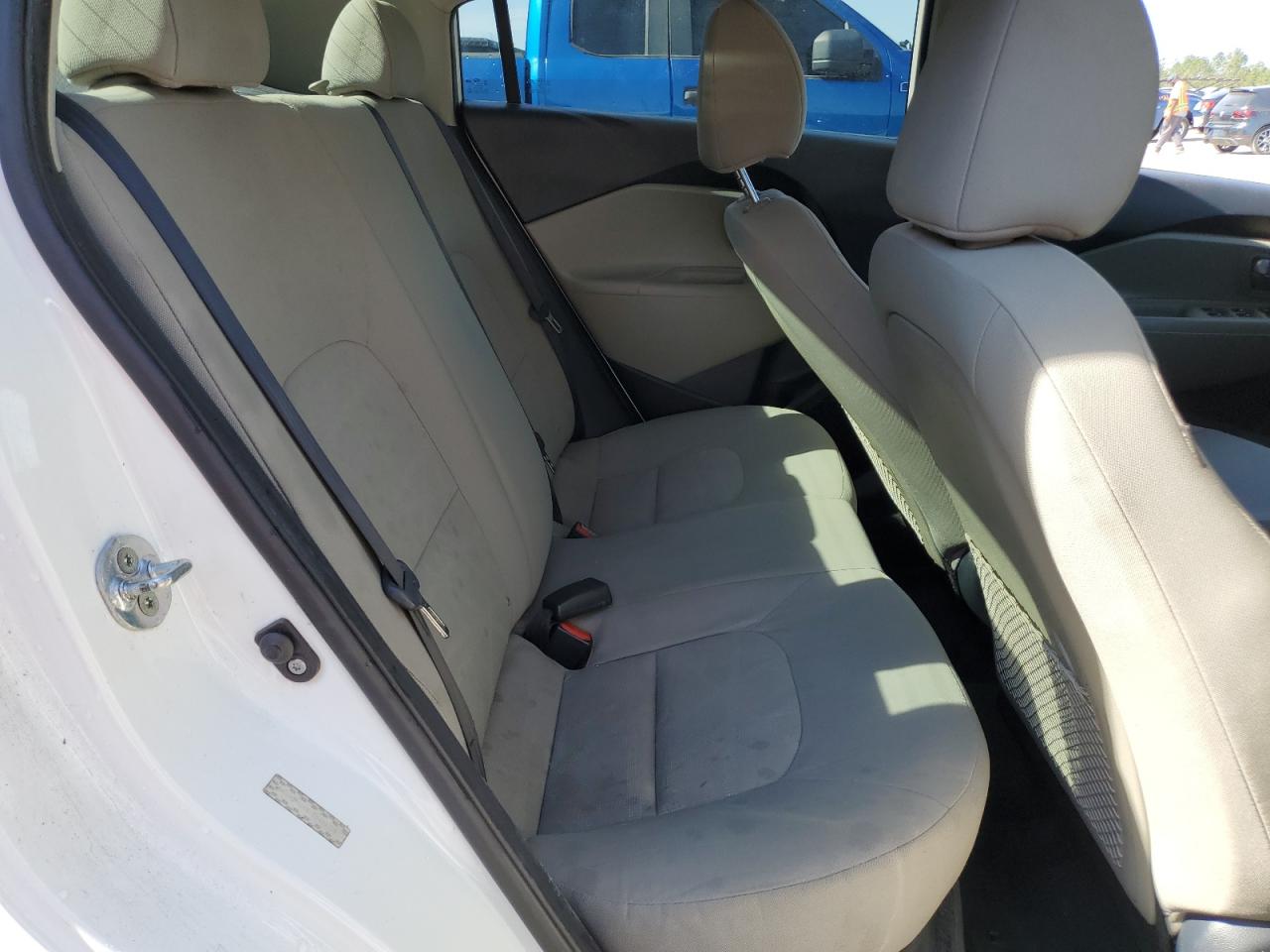 2014 Kia Rio - Image 10