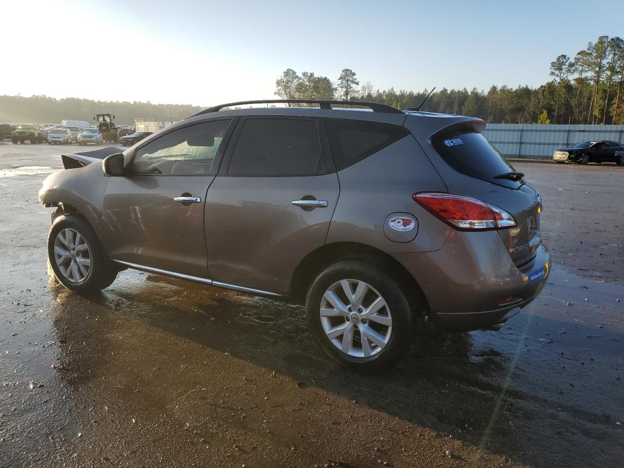 2011 Nissan Murano - Image 2