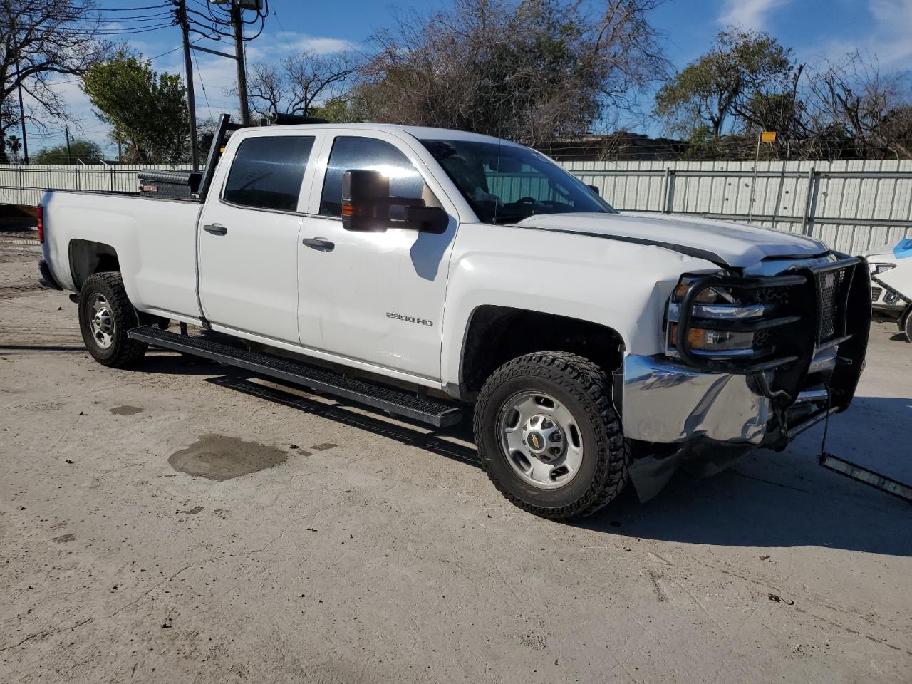 2019 Chevrolet Silverado - Image 4
