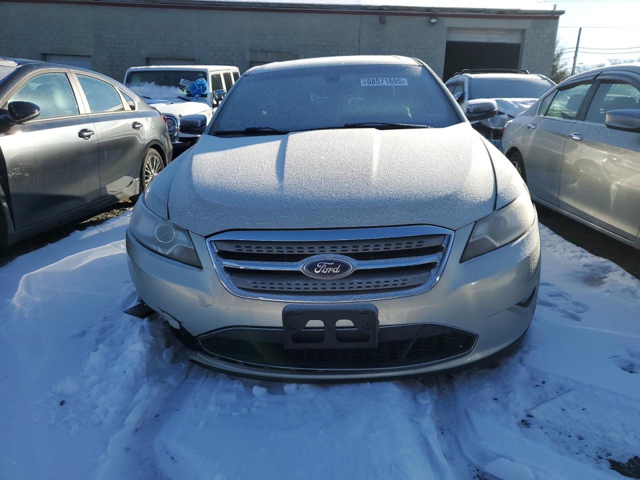 2011 Ford Taurus - Image 5