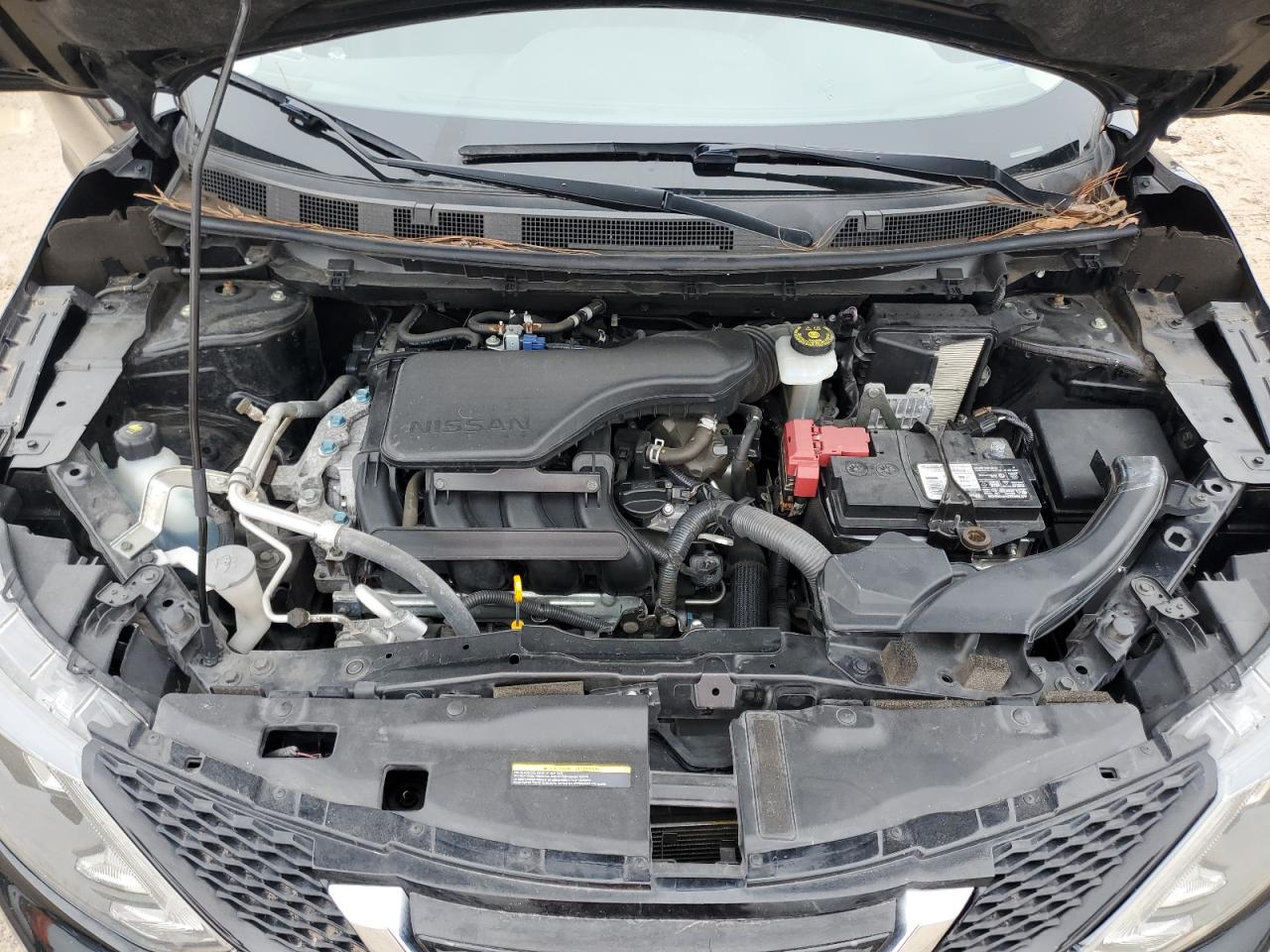 2018 Nissan Rogue - Image 11