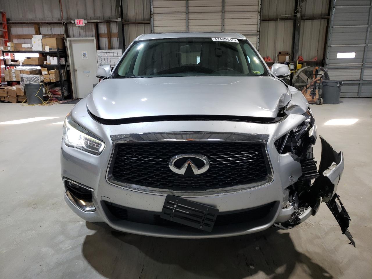 2018 Infiniti QX60 - Image 5