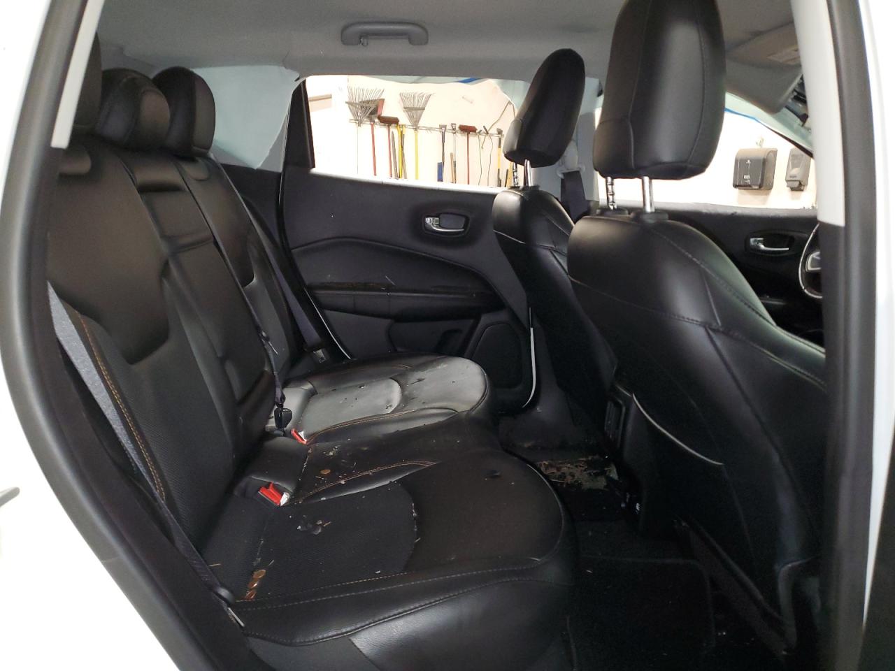 2019 Jeep Compass - Image 12