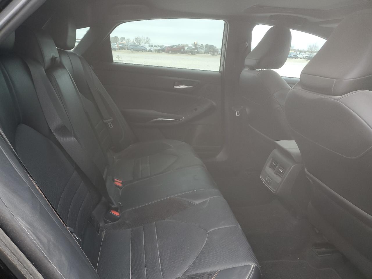 2021 Toyota Avalon - Image 10