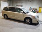 2011 Chrysler Town & Country Touring na sprzedaż w Candia, NH - Minor Dent/Scratches