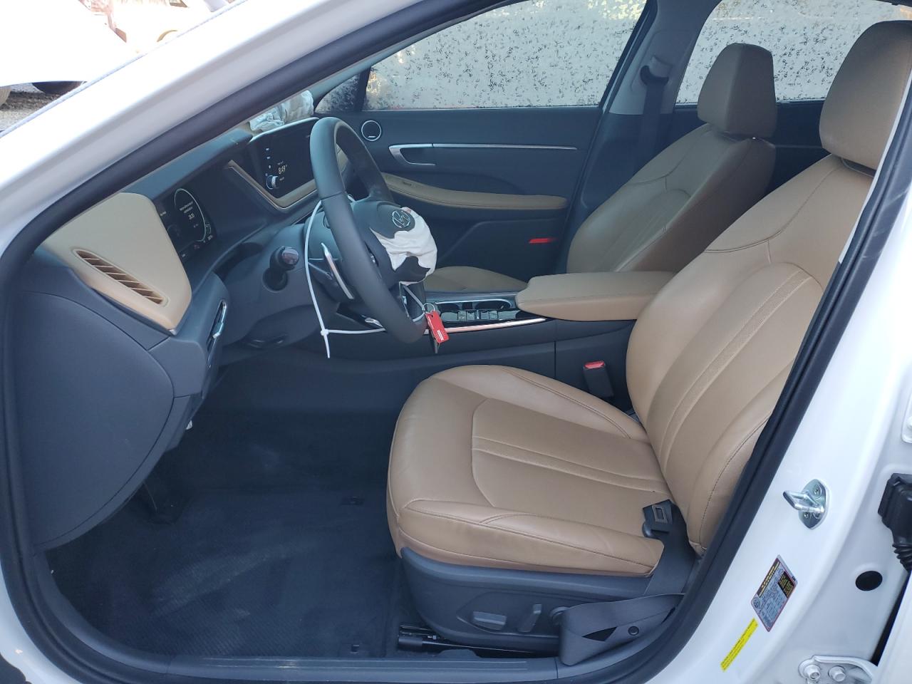 2022 Hyundai Sonata - Image 7