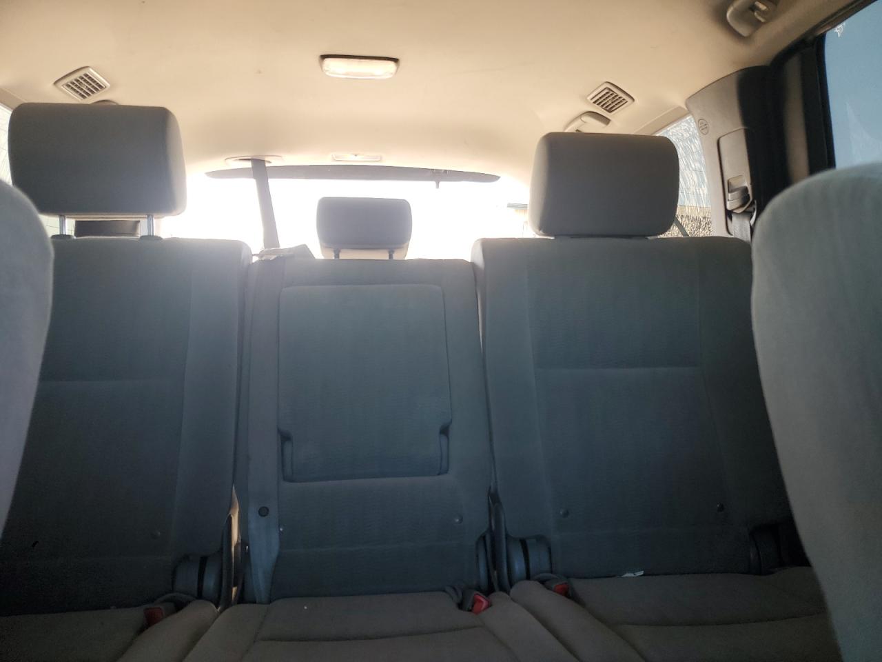 2015 Toyota Sequoia - Image 10