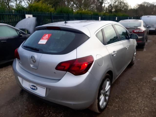 2010 VAUXHALL ASTRA SE A