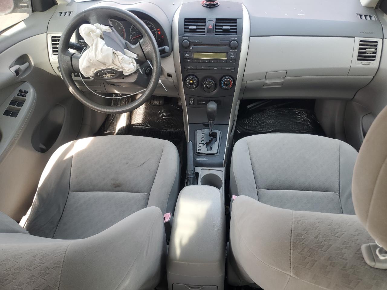 2009 Toyota Corolla - Image 8