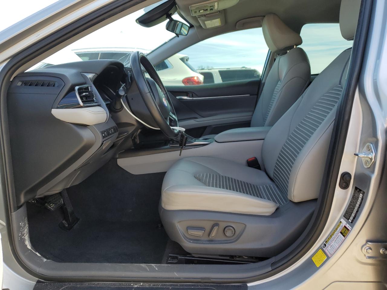 2021 Toyota Camry - Image 7