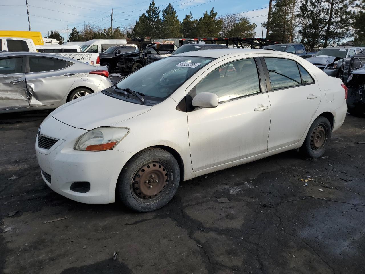 2009 Toyota Yaris - Image 1