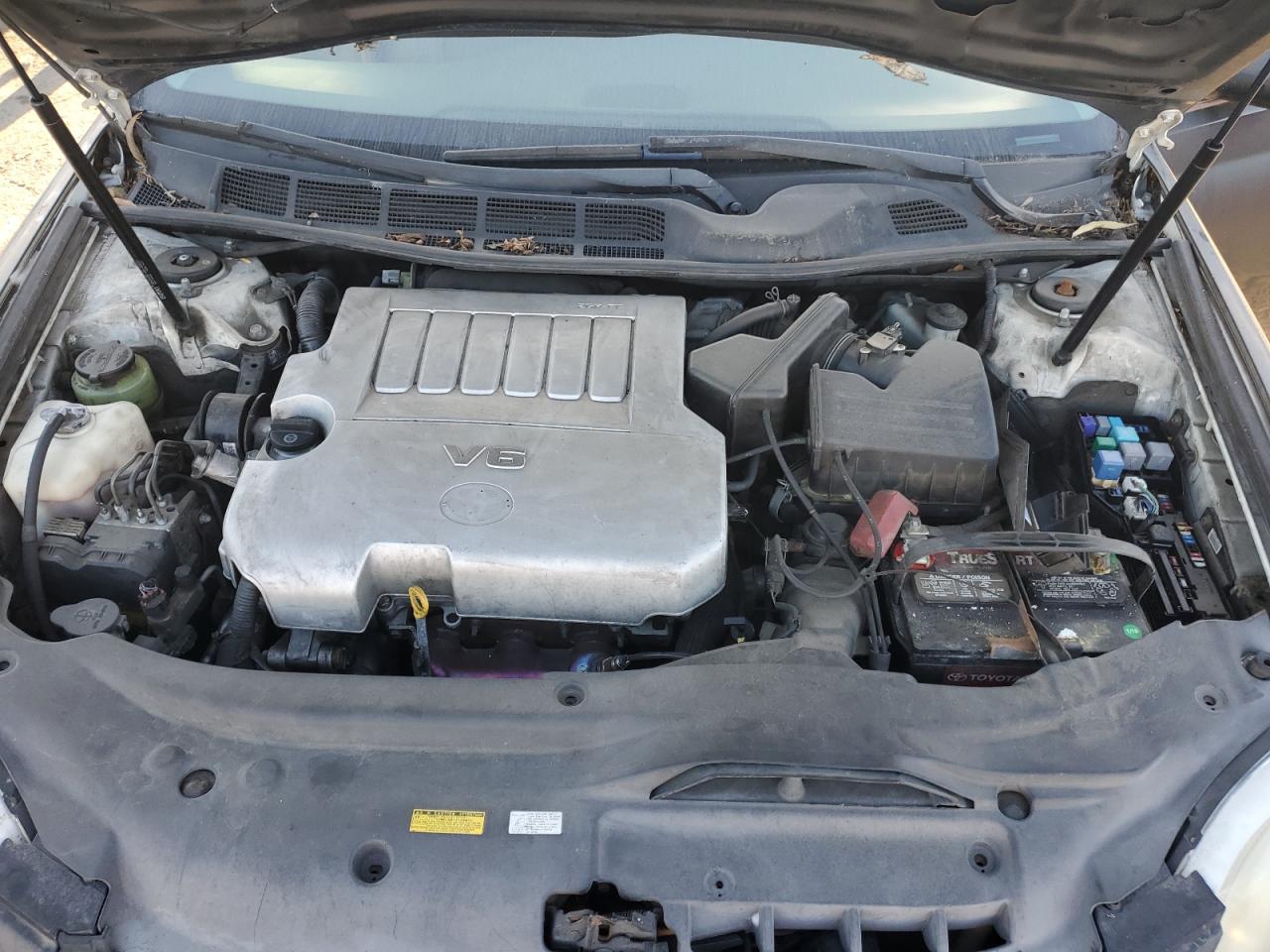 2005 Toyota Avalon - Image 11