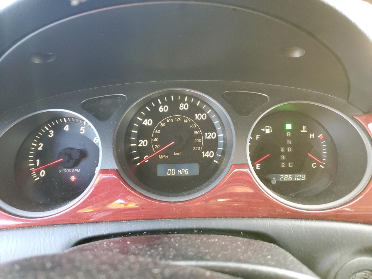 2002 Lexus ES - Image 9