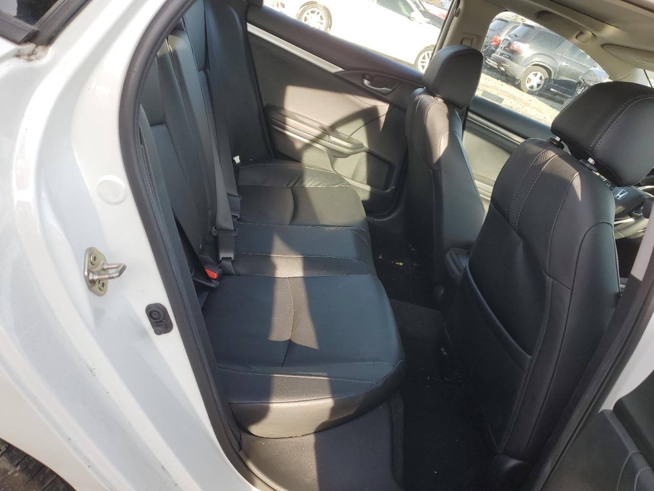 2019 Honda Civic - Image 10