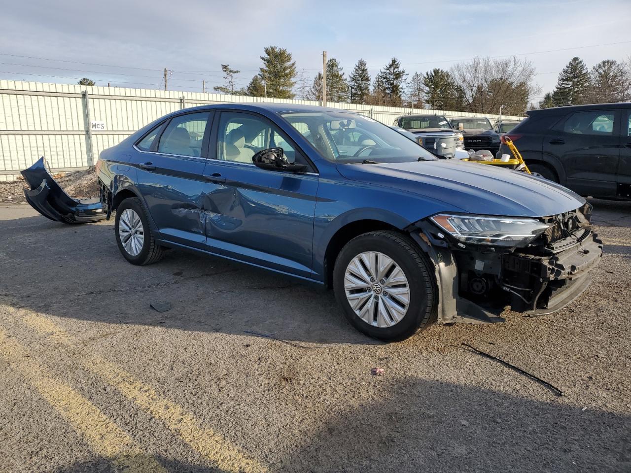 2019 Volkswagen Jetta - Image 4