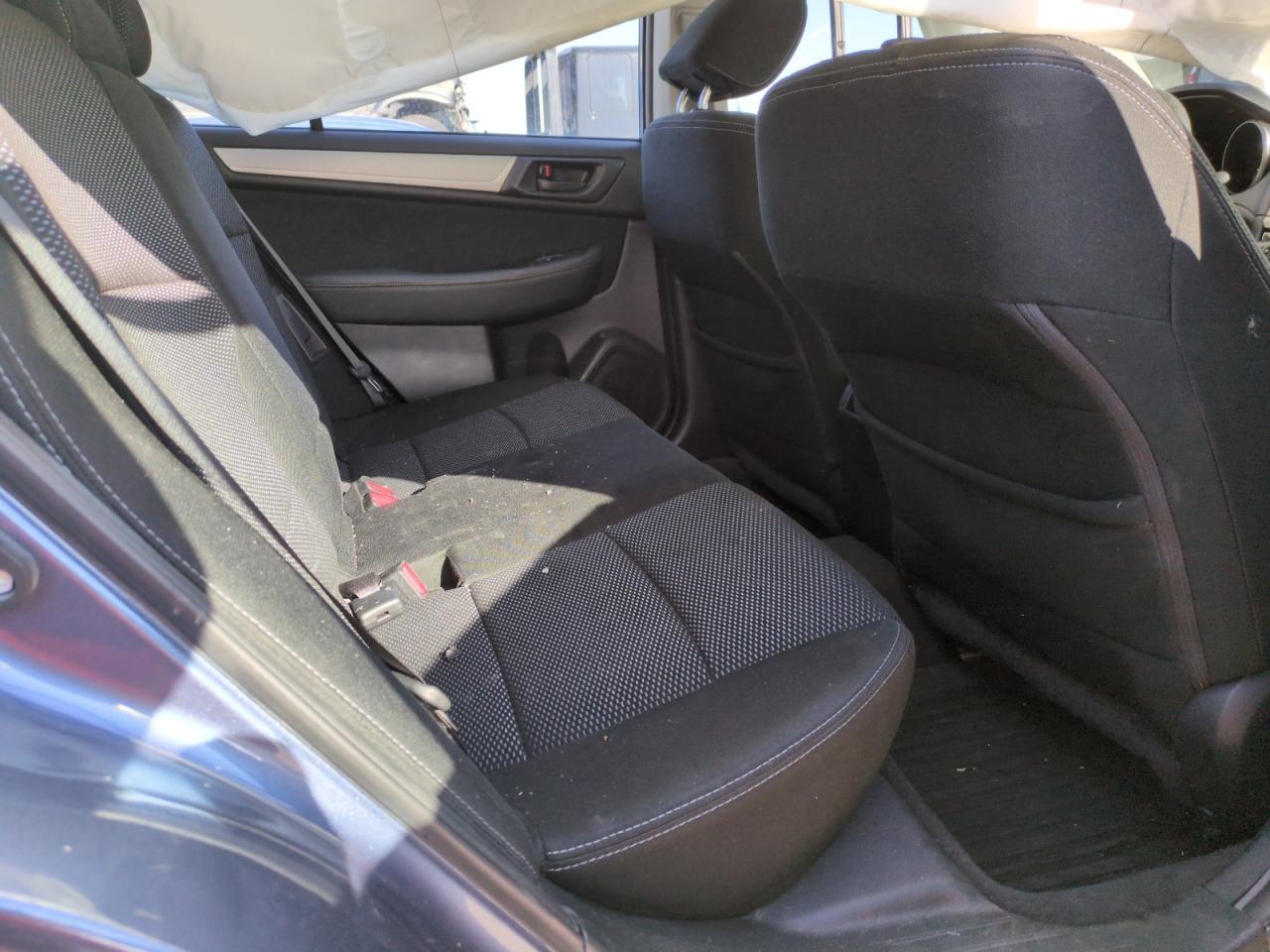2018 Subaru Outback - Image 10