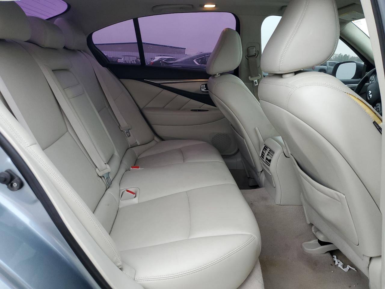 2017 Infiniti Q50 - Image 6