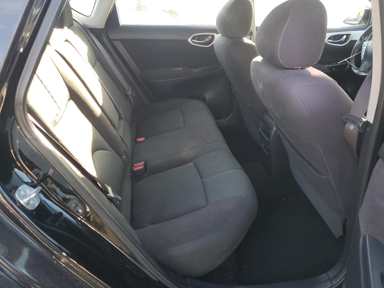 2014 Nissan Sentra - Image 10