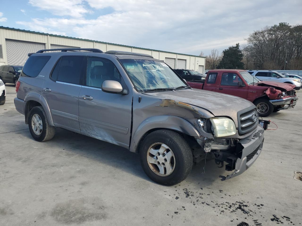 2001 Toyota Sequoia - Image 4