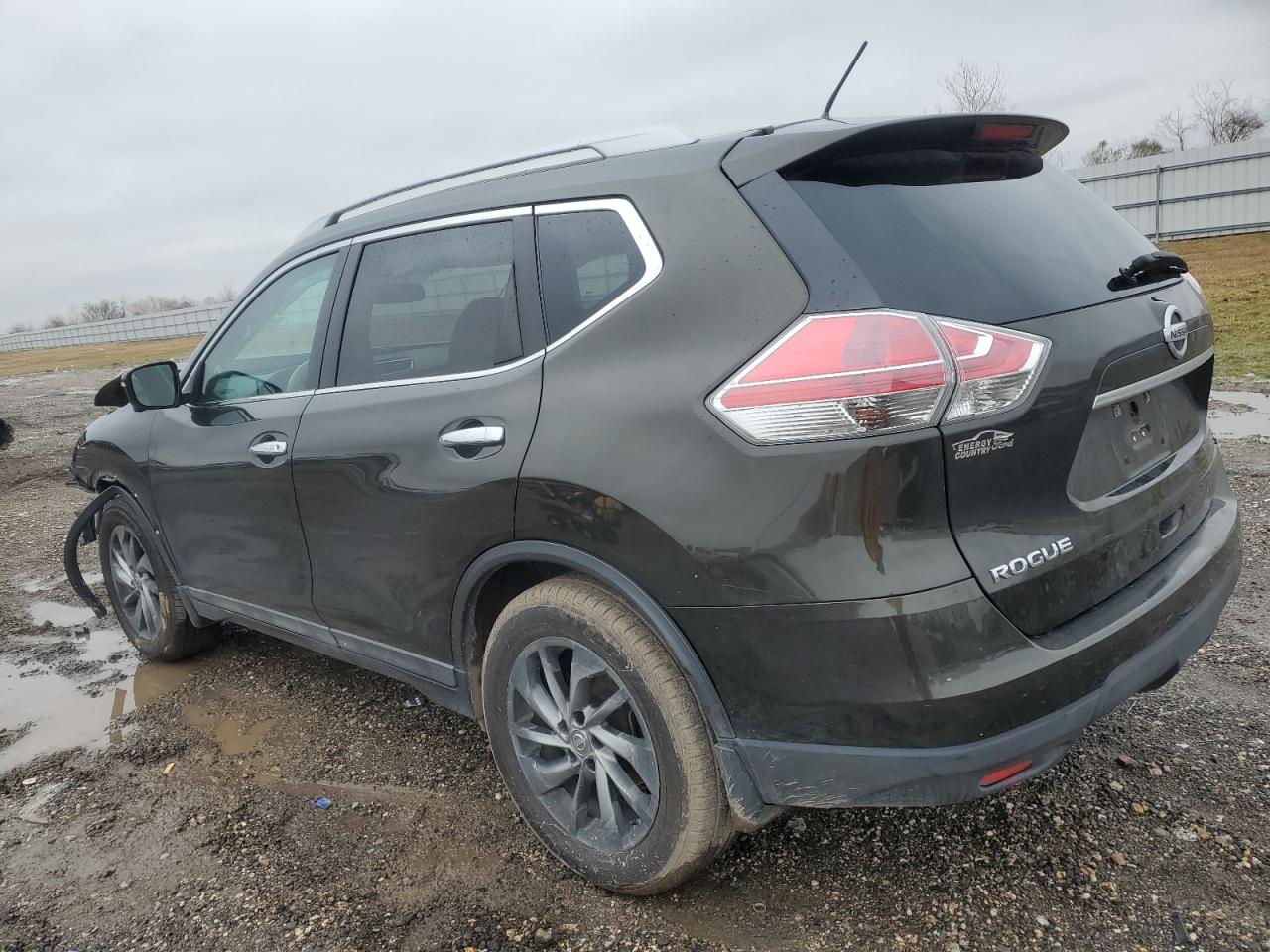 2015 Nissan Rogue - Image 2