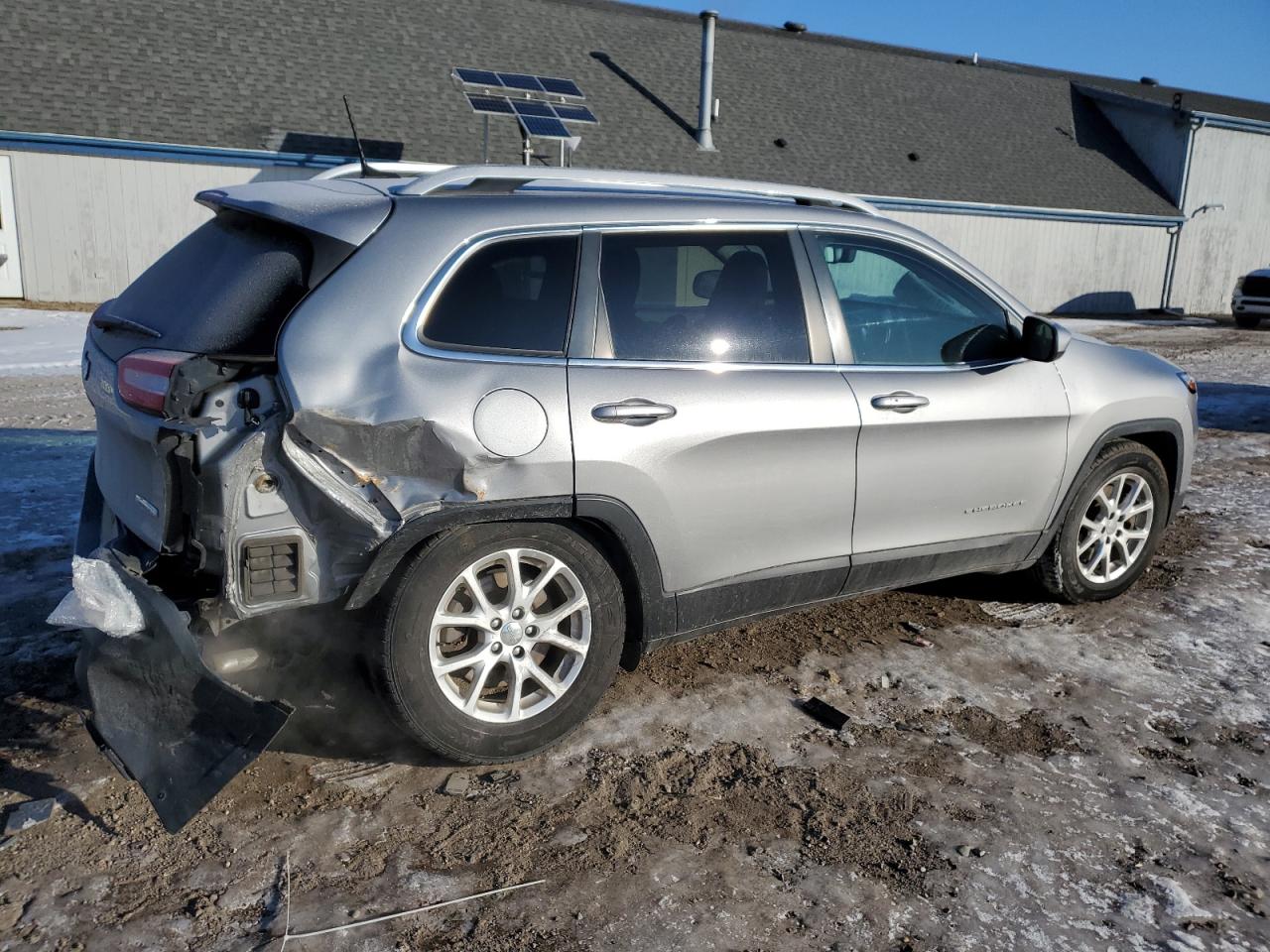 2016 Jeep Grand Cherokee - Image 3