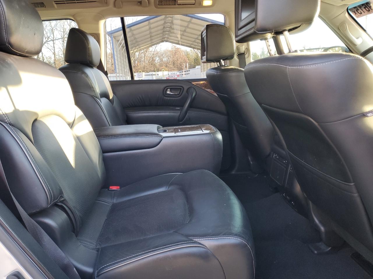 2017 Infiniti QX80 - Image 11