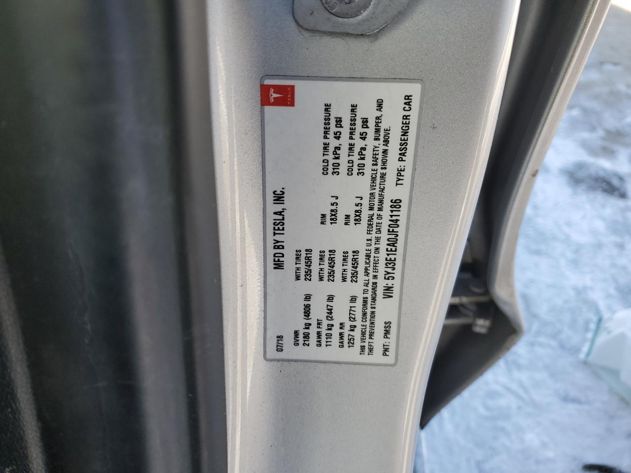 2018 Tesla Model 3 VIN: 5YJ3E1EA0JF041186 Lot: 84741054