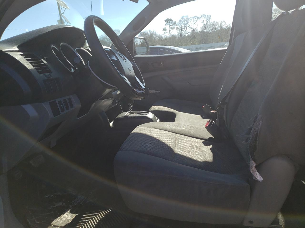 2013 Toyota Tacoma - Image 7