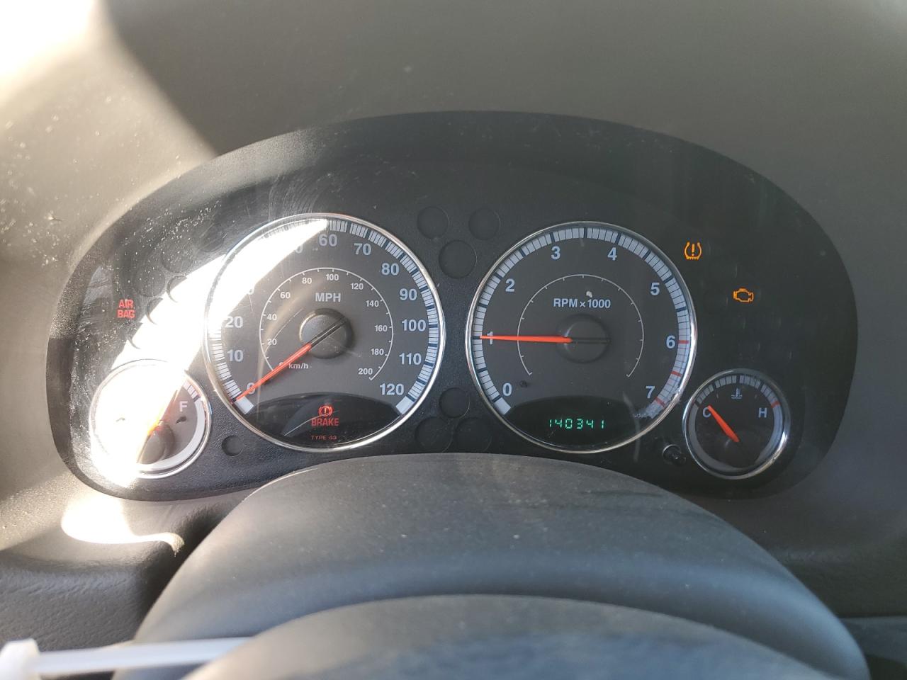 2005 Jeep Liberty (North America) - Image 9