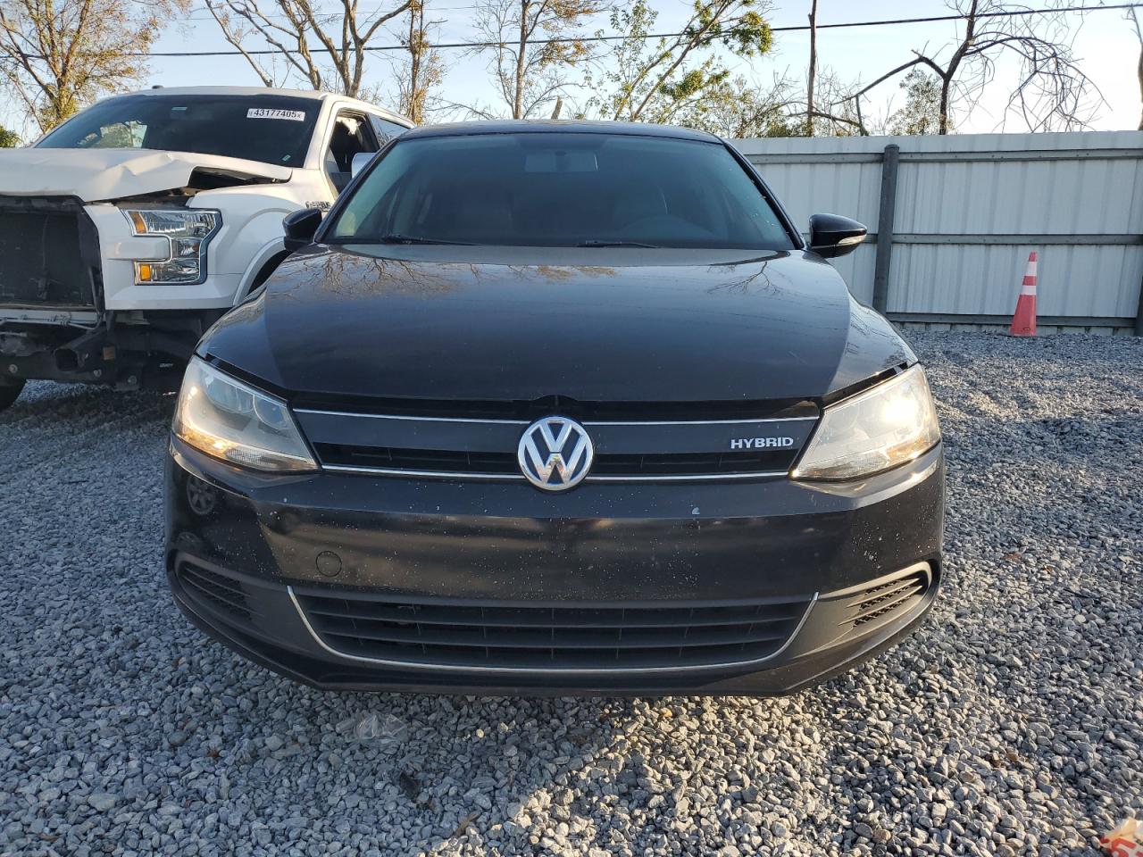 2014 Volkswagen Jetta - Image 5
