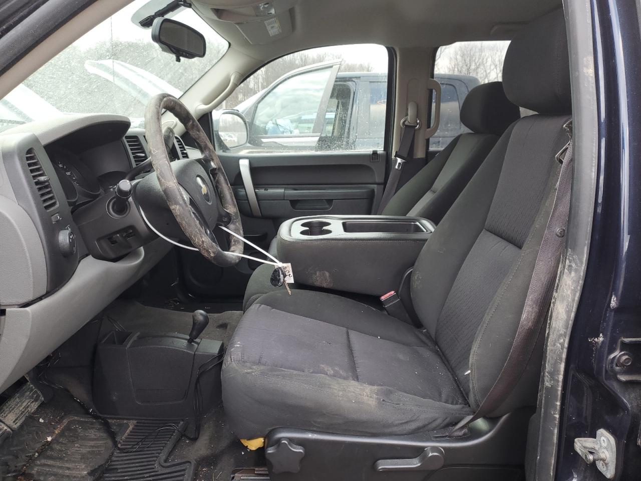 2010 Chevrolet Silverado - Image 7