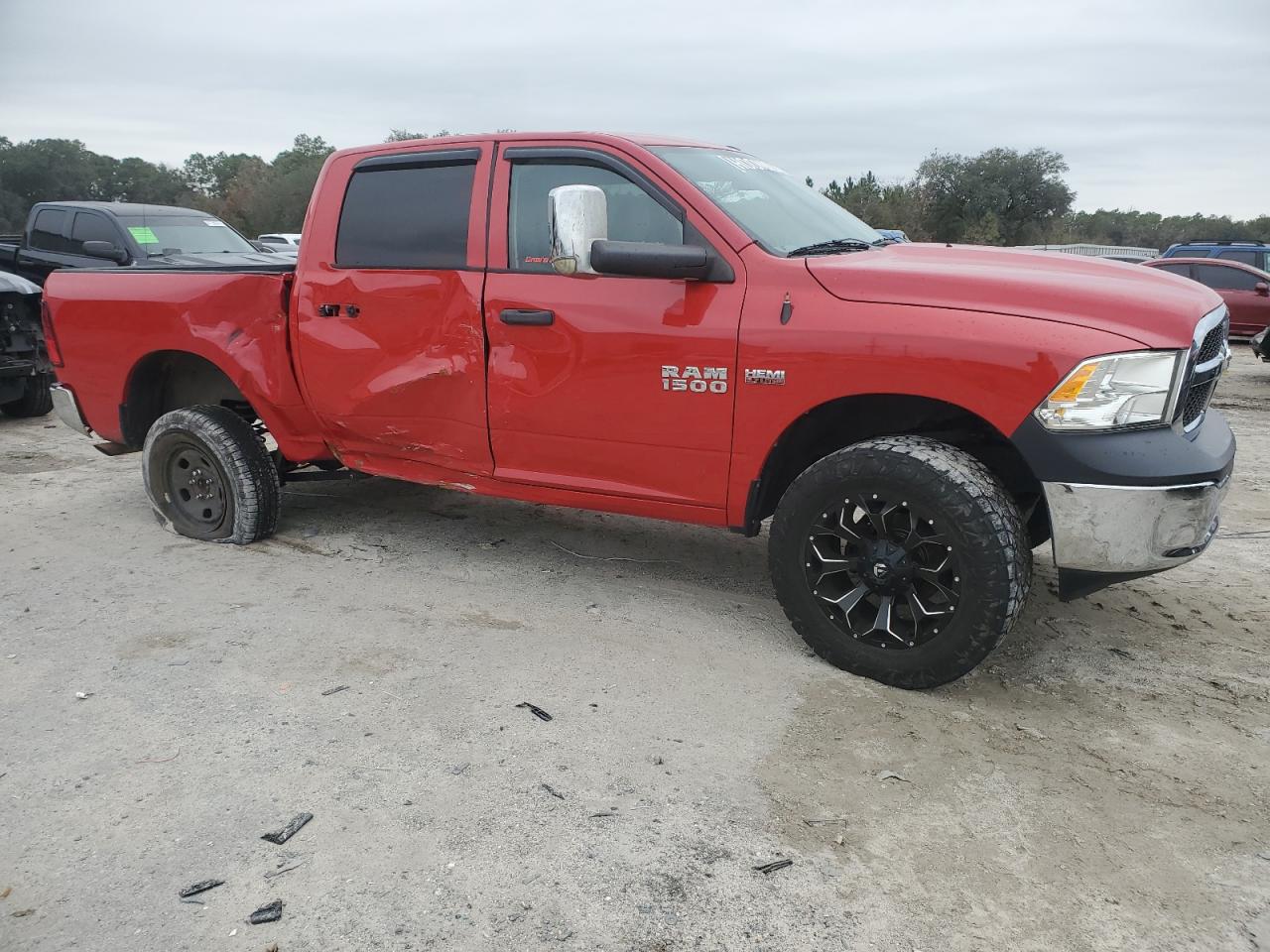 2017 RAM 1500 - Image 4