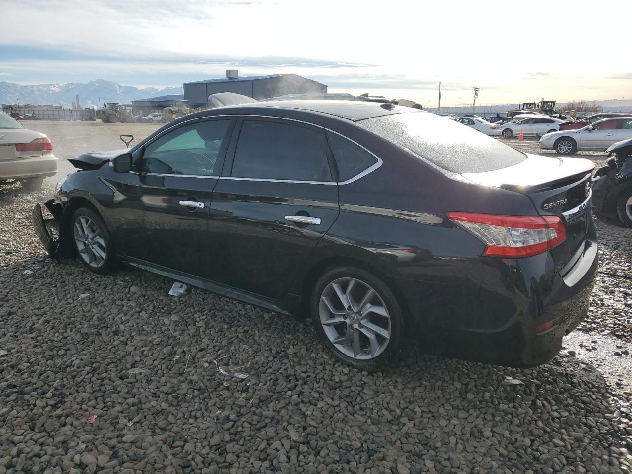 2015 Nissan Sentra - Image 2