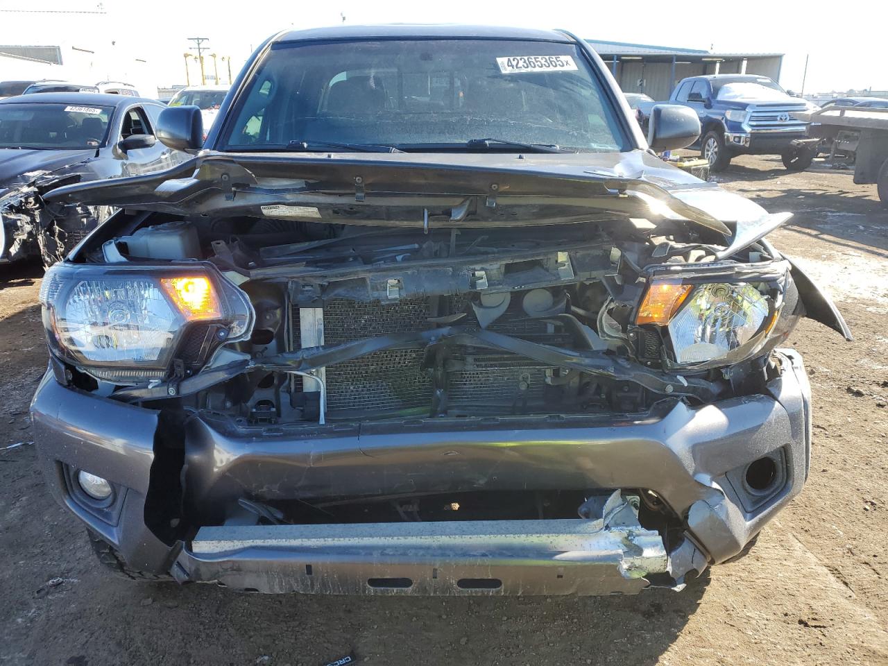 2014 Toyota Tacoma - Image 5