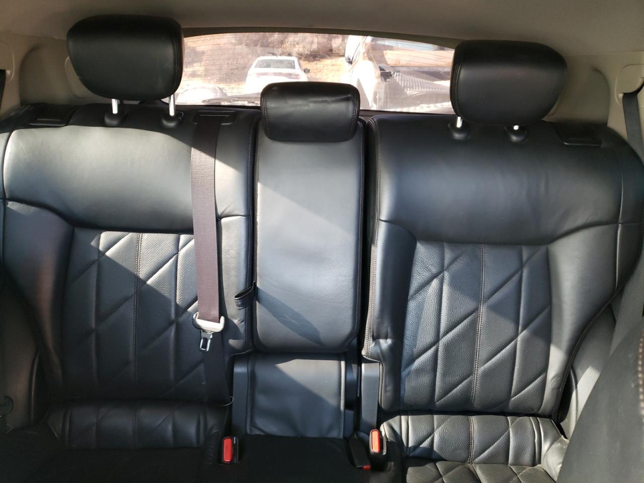 2011 Infiniti FX - Image 10