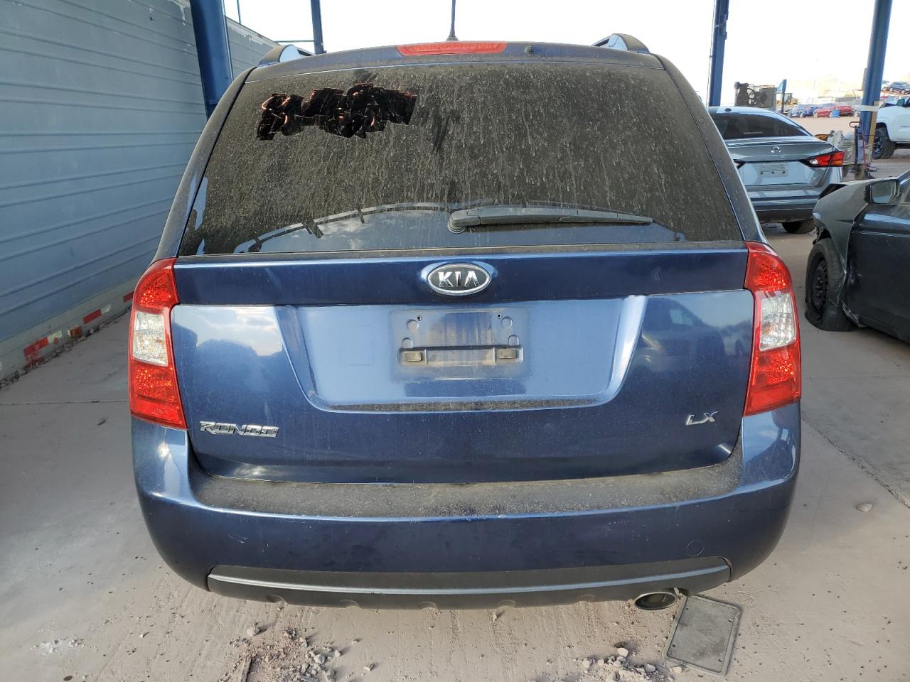 2007 Kia Rondo Base VIN: KNAFG525377072515 Lot: 87944025
