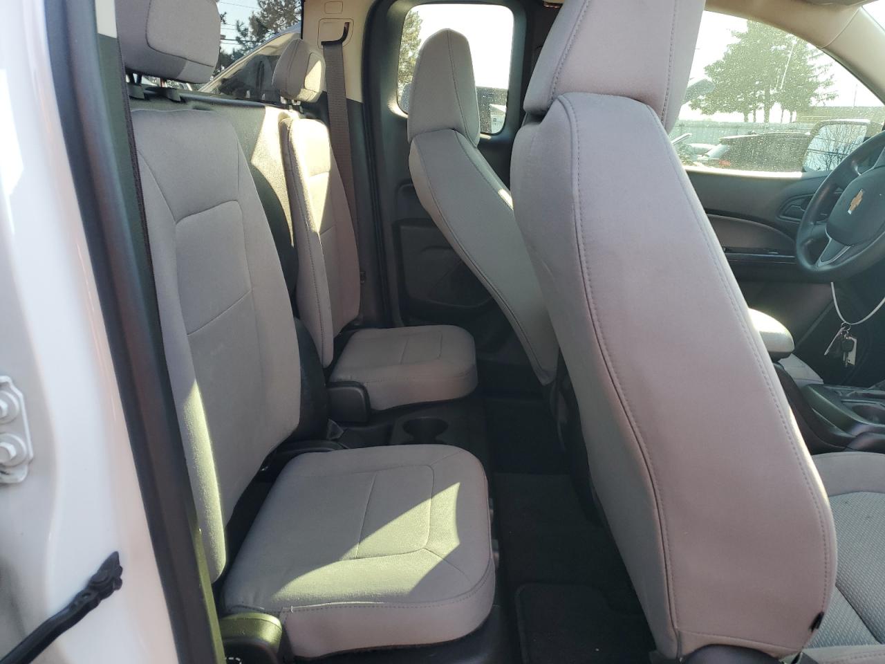 2018 Chevrolet Colorado - Image 10