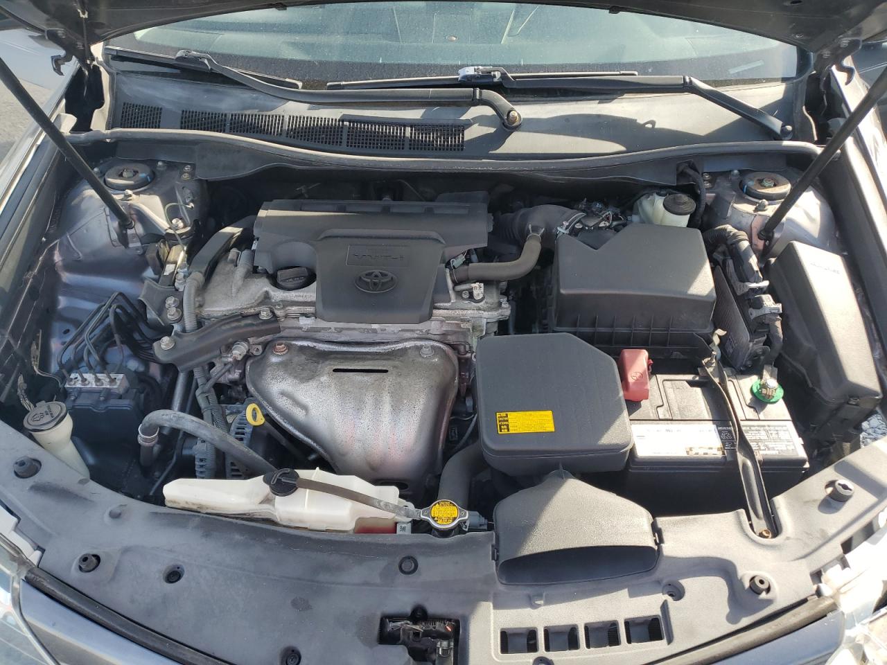 2013 Toyota Camry - Image 11