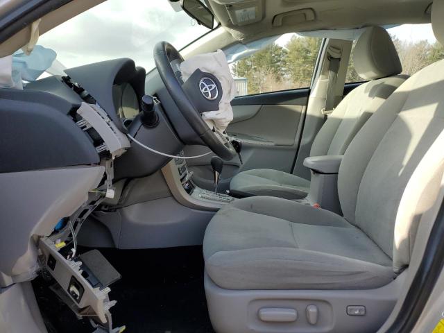  TOYOTA COROLLA 2013 Серебристый