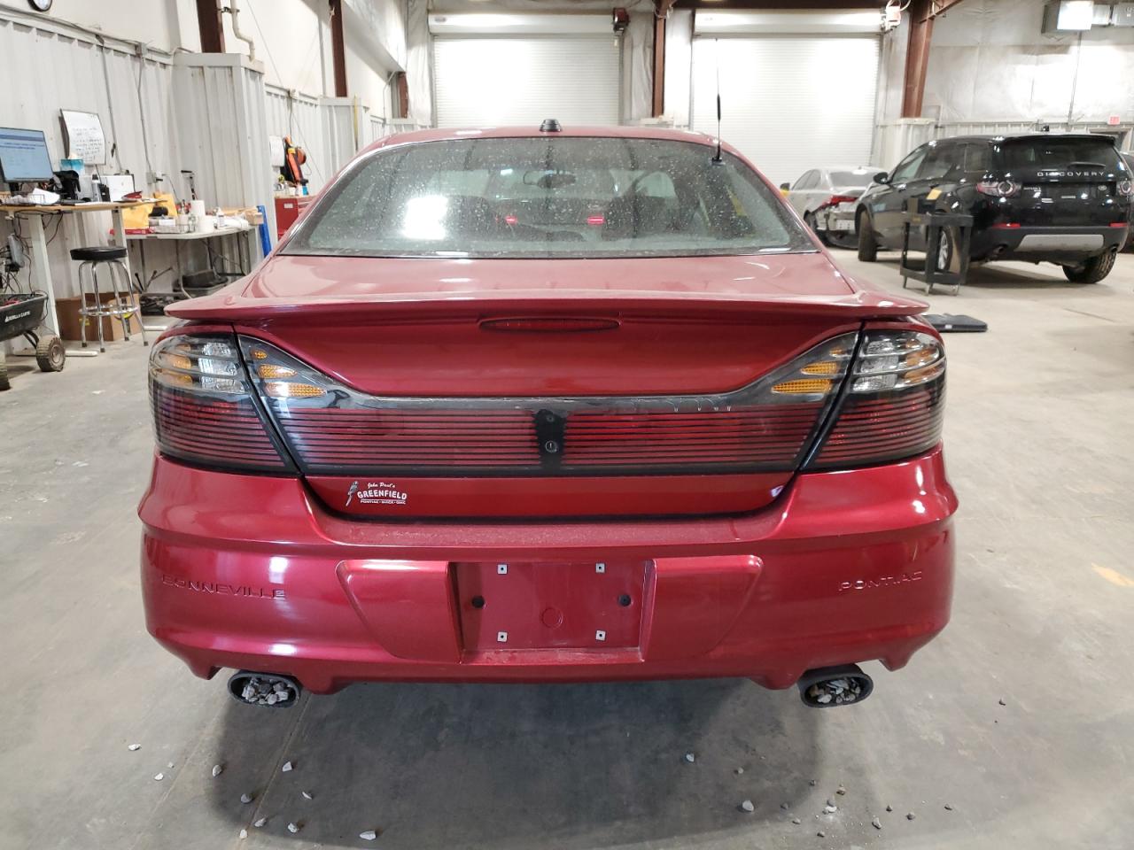 2004 Pontiac Bonneville - Image 6
