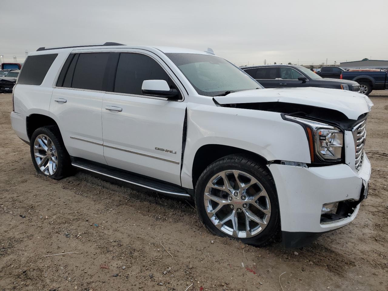 2018 GMC Yukon - Image 4