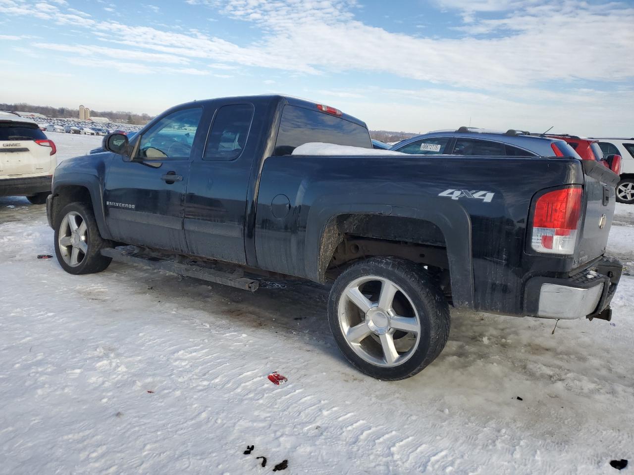 2008 Chevrolet Silverado - Image 2